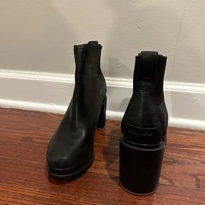 Sorel leather booties!